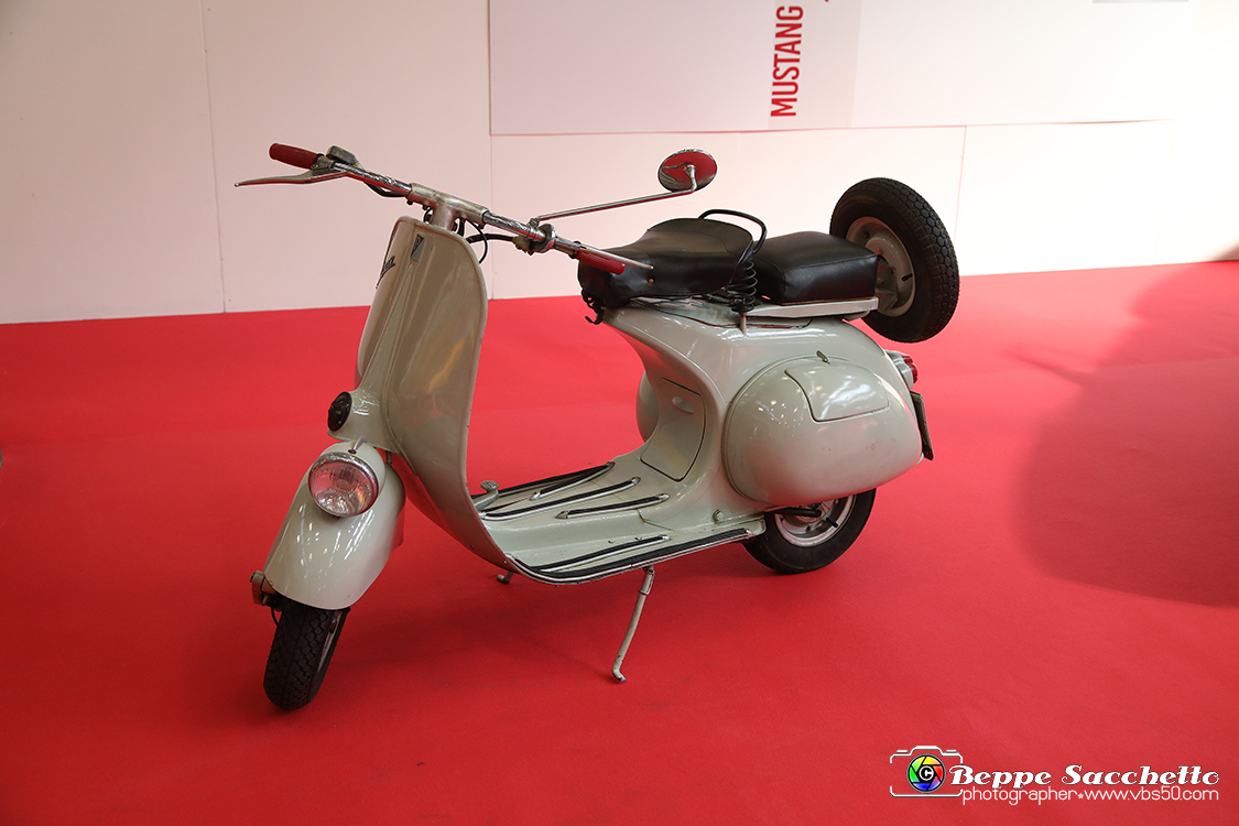 VBS_0551 - Automotoretrò e Automotoracing 2022.jpg
